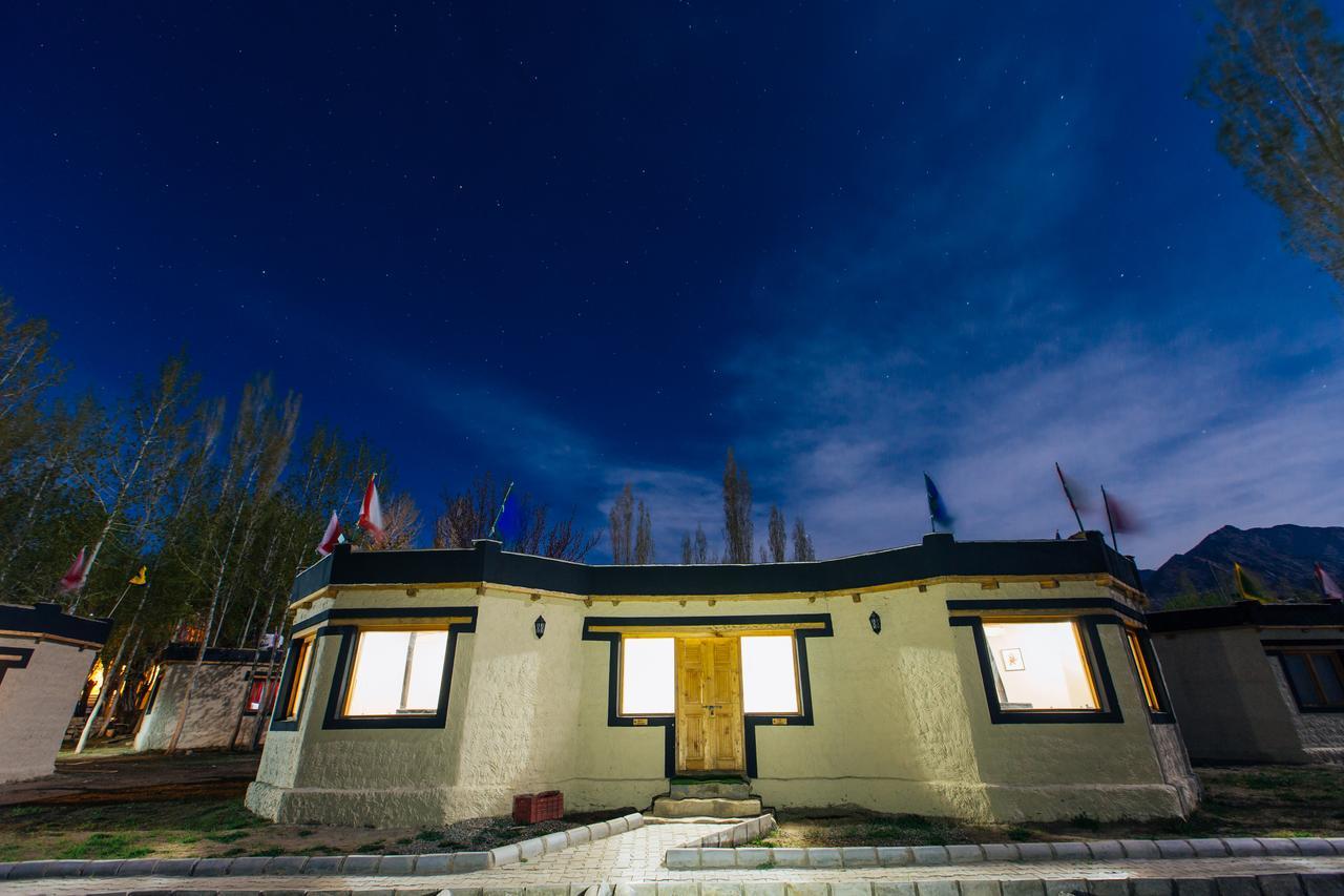 Ladakh Sarai Resort Leh Eksteriør billede